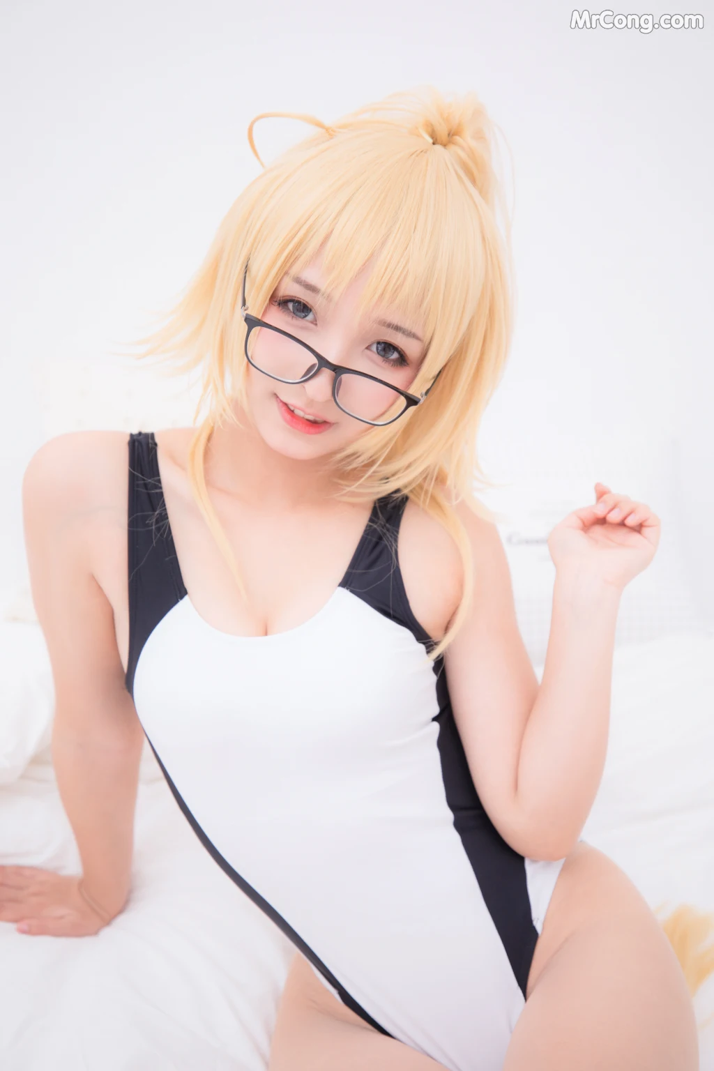 Coser@神楽坂真冬 Vol.007: 白贞德 (Fate Grand Order) (150 photos) – Page 2