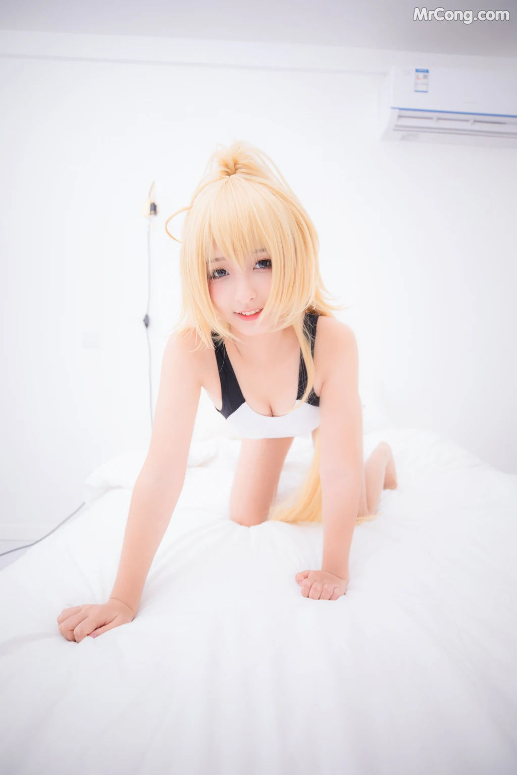 Coser@神楽坂真冬 Vol.007: 白贞德 (Fate Grand Order) (150 photos) – Page 12