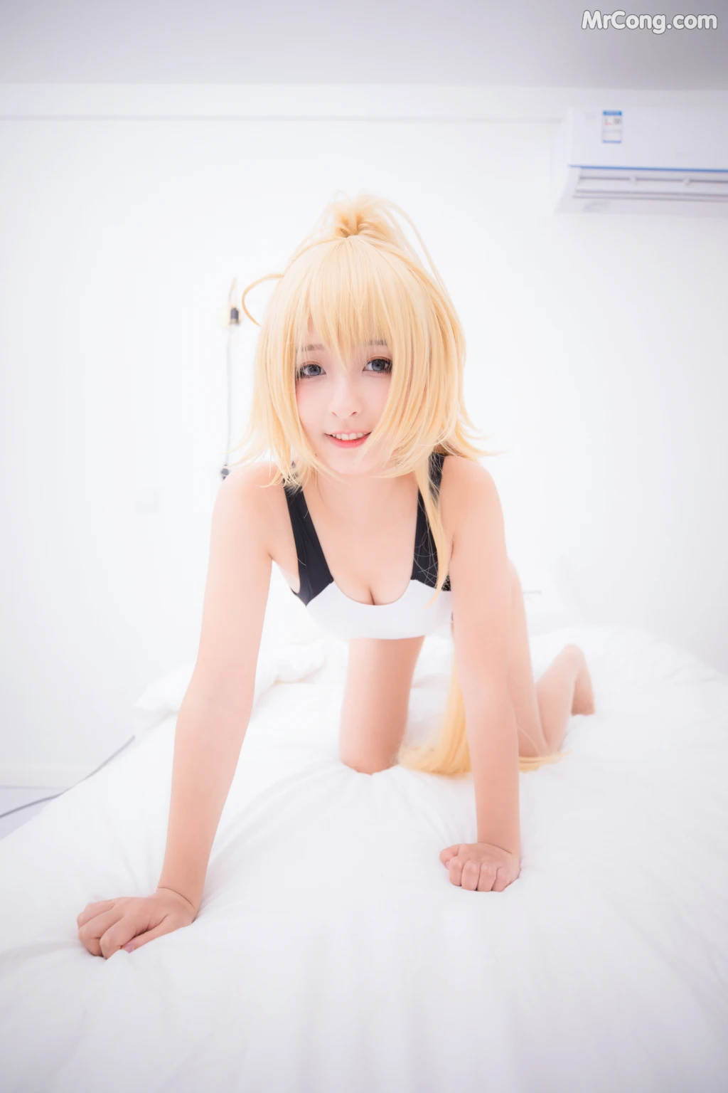 Coser@神楽坂真冬 Vol.007: 白贞德 (Fate Grand Order) (150 photos) – Page 12