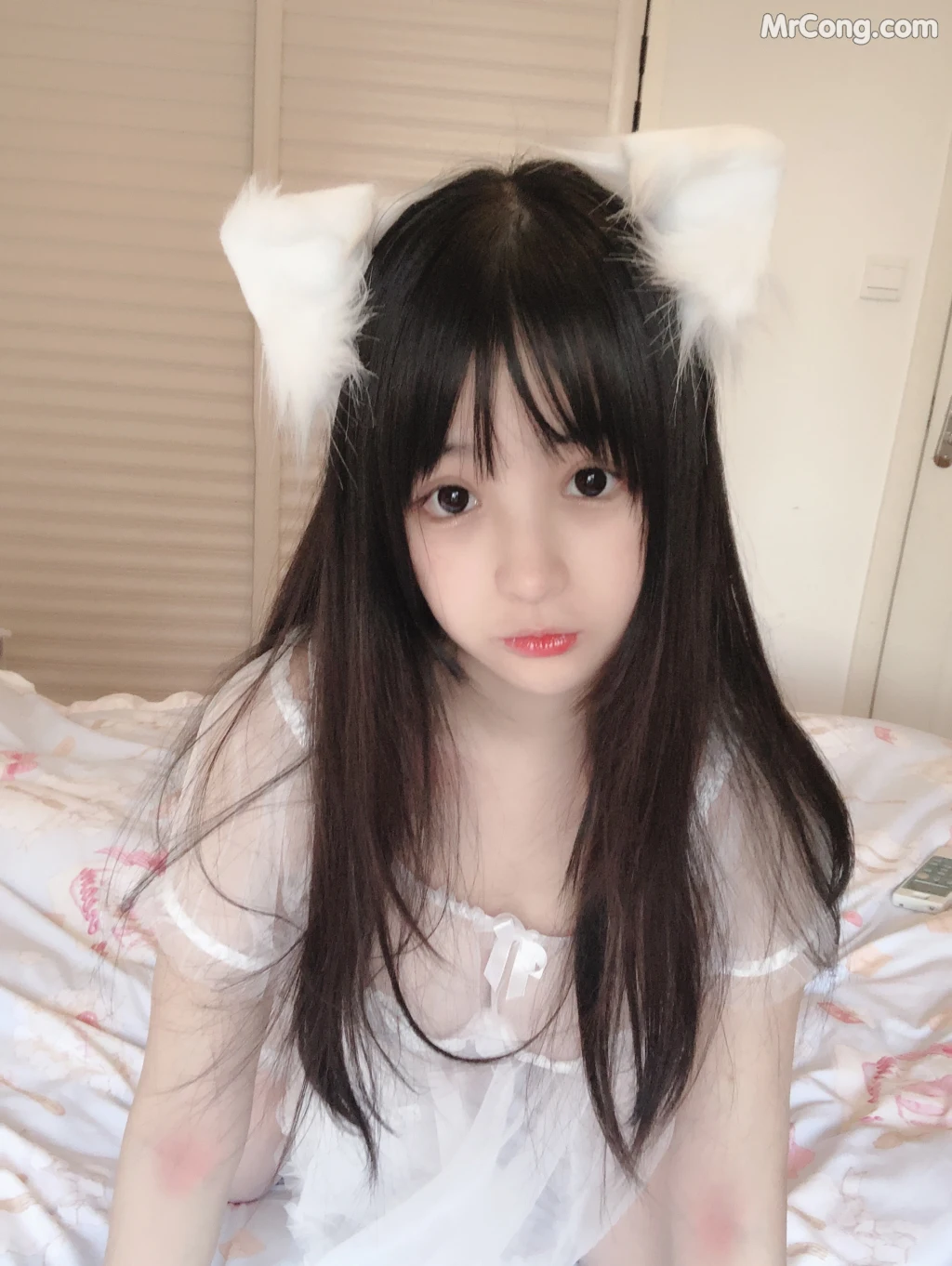 Coser@桜井宁宁 Vol.029: 小白猫 蕾丝内衣 (31 photos) – Page 2