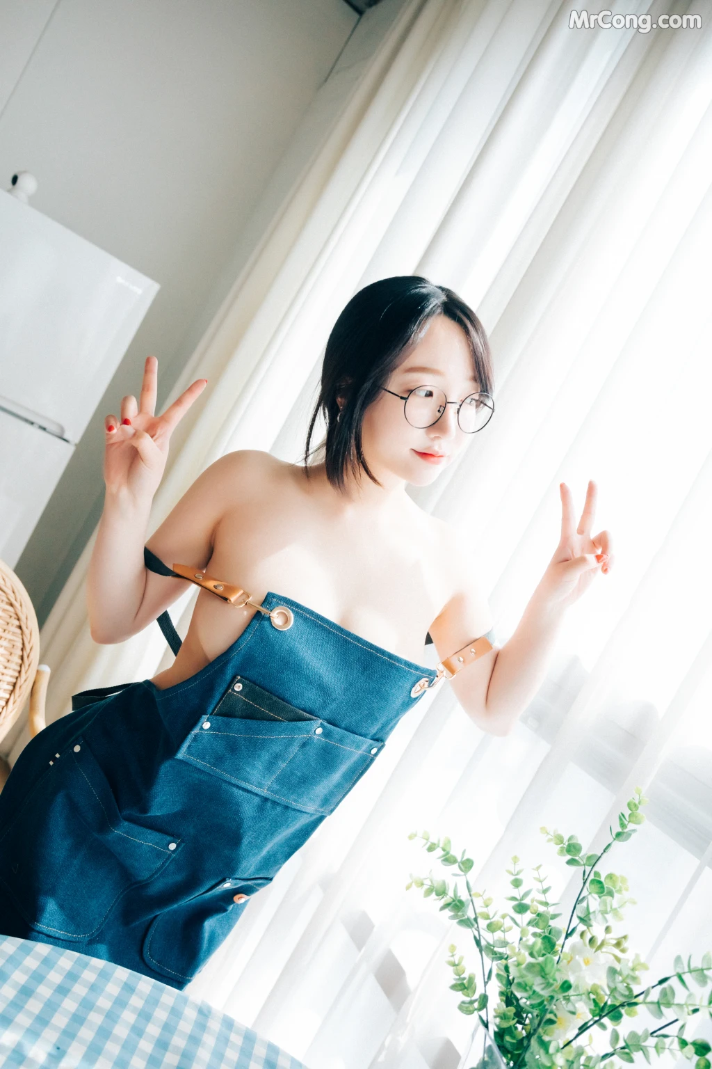 [Loozy] Son Ye-Eun (손예은): Nudy Painter + S.ver (160 photos) – Page 7