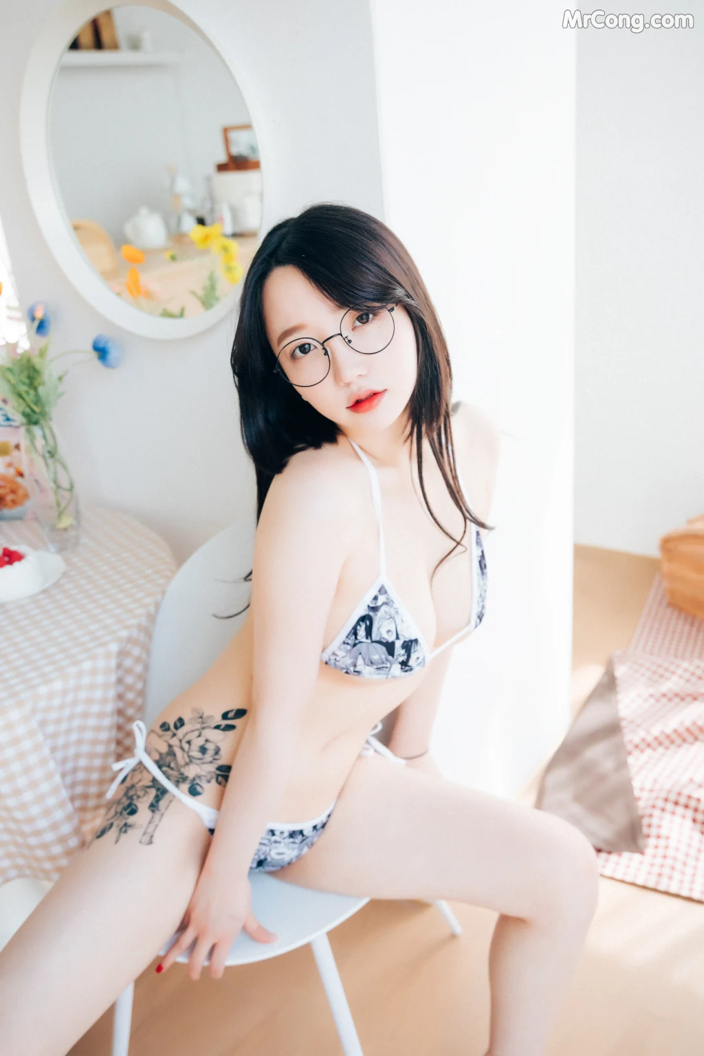 [Loozy] Son Ye-Eun (손예은): Nudy Painter + S.ver (160 photos) – Page 11