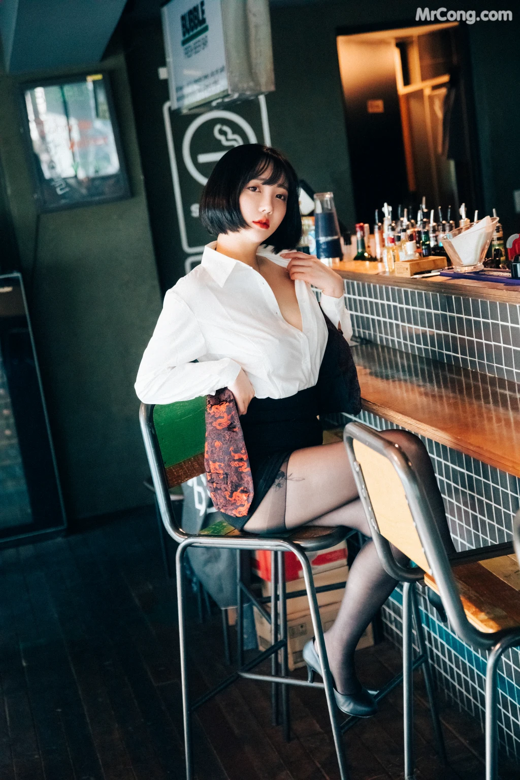 [Loozy] Son Ye-Eun (손예은): Tainted Love Bar (126 photos) – Page 2