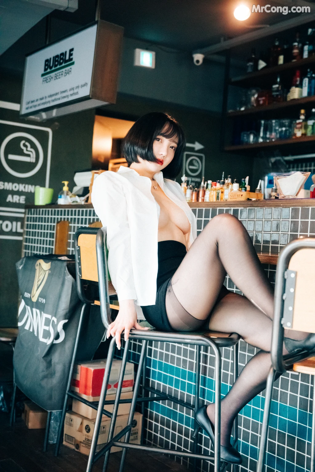 [Loozy] Son Ye-Eun (손예은): Tainted Love Bar (126 photos) – Page 3