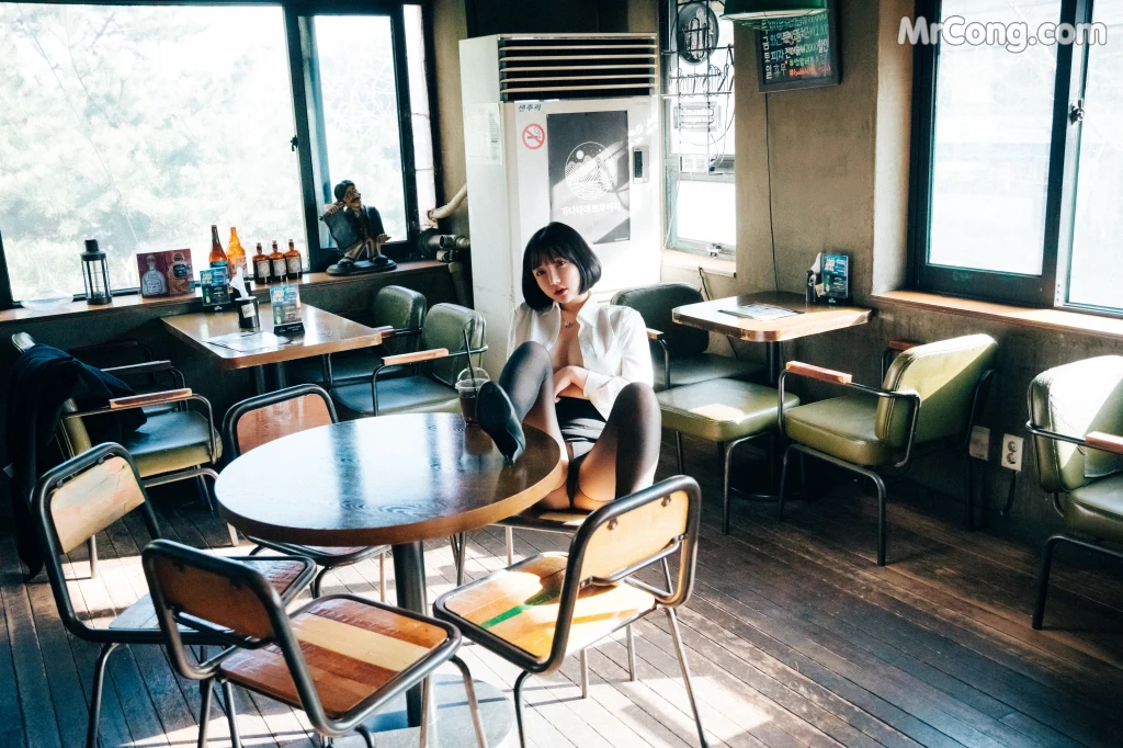 [Loozy] Son Ye-Eun (손예은): Tainted Love Bar (126 photos) – Page 3