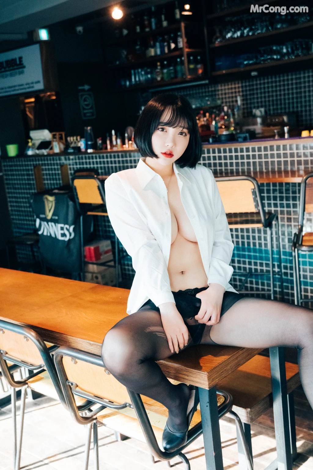 [Loozy] Son Ye-Eun (손예은): Tainted Love Bar (126 photos) – Page 6