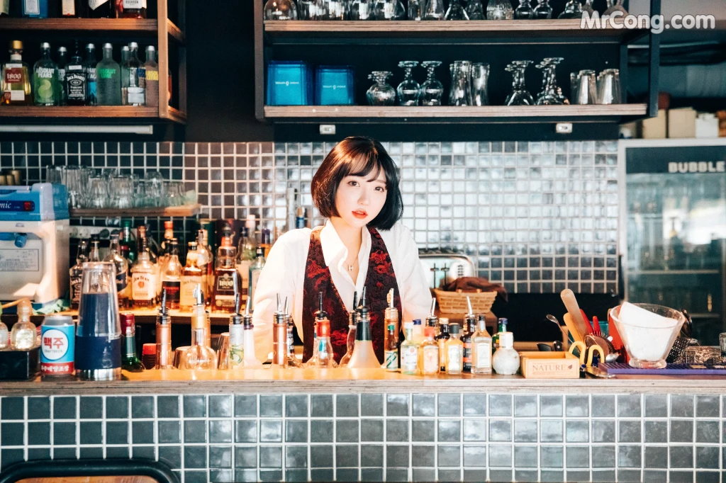 [Loozy] Son Ye-Eun (손예은): Tainted Love Bar (126 photos) – Page 7