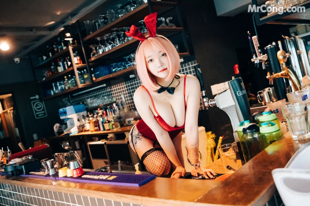 [Loozy] Son Ye-Eun (손예은): Tainted Love Bar (126 photos) – Page 10
