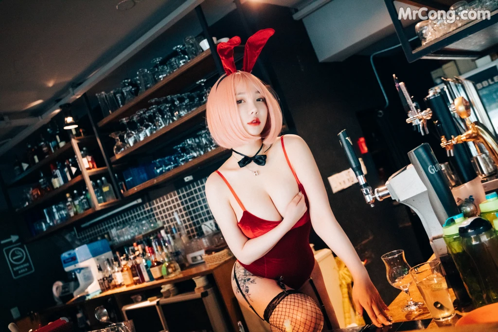 [Loozy] Son Ye-Eun (손예은): Tainted Love Bar (126 photos) – Page 10