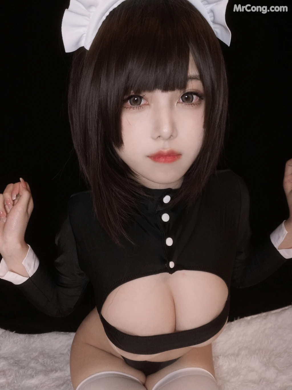Coser@蜜汁猫裘 Vol.088: 歪萌高叉女仆自拍 (25 photos) – Page 2