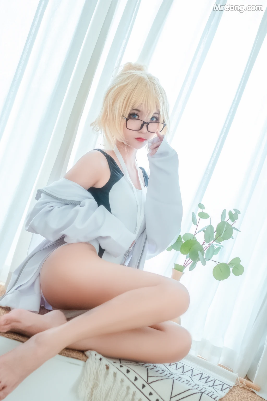 Coser@蠢沫沫 (chunmomo) Vol.040: 贞德 (40 photos) – Page 2