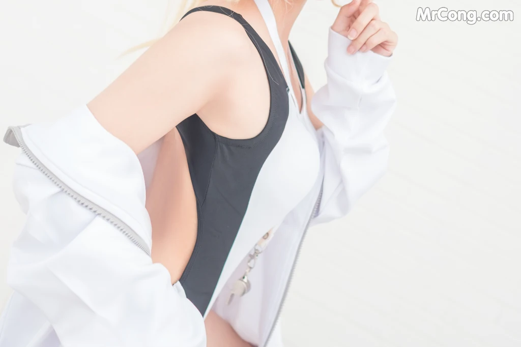 Coser@蠢沫沫 (chunmomo) Vol.040: 贞德 (40 photos) – Page 2
