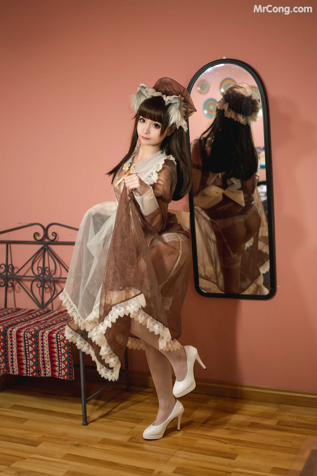 Coser@蠢沫沫 (chunmomo) Vol.042: 棕透明女仆 (61 photos) – Page 2