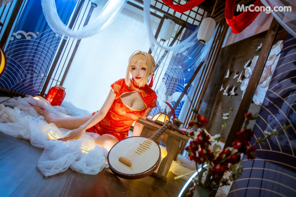 Coser@Xia Xiao Qiu Qiu Qiu (夏小秋秋秋) No.023: 尼禄旗袍 (12 photos)