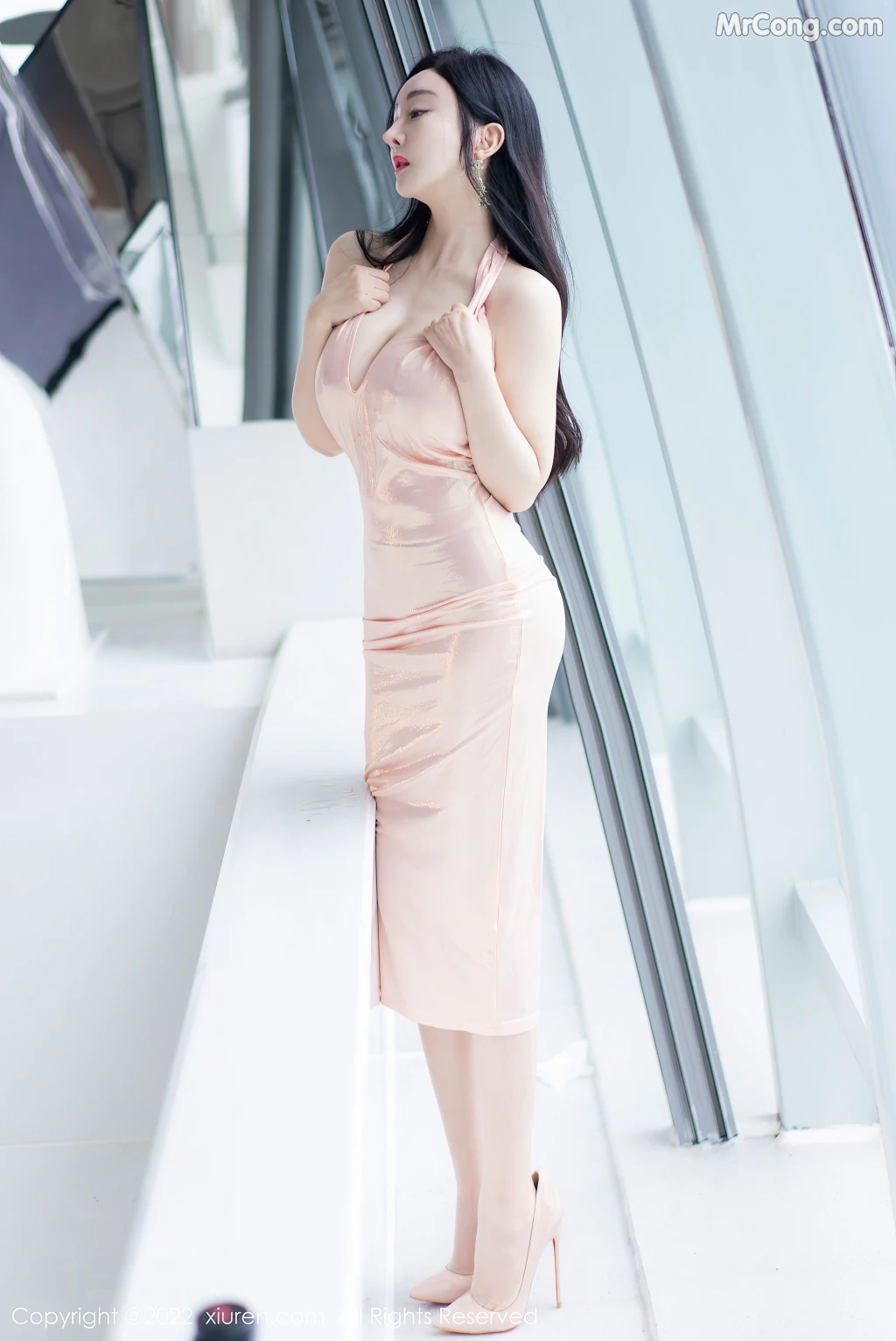 XIUREN No.5010: Yun Er (允爾) (51 photos)