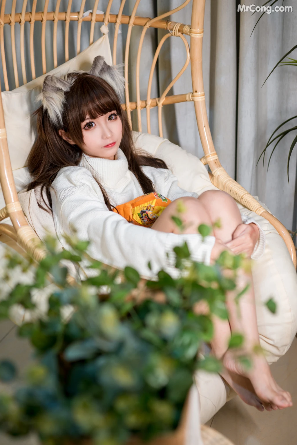 Coser@蠢沫沫 (chunmomo) Vol.046: 白毛衣 (45 photos) – Page 4