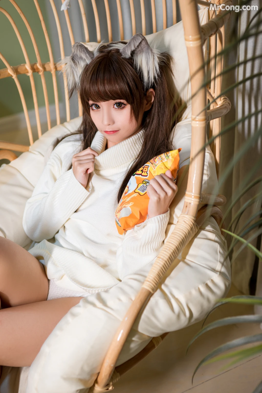 Coser@蠢沫沫 (chunmomo) Vol.046: 白毛衣 (45 photos) – Page 4