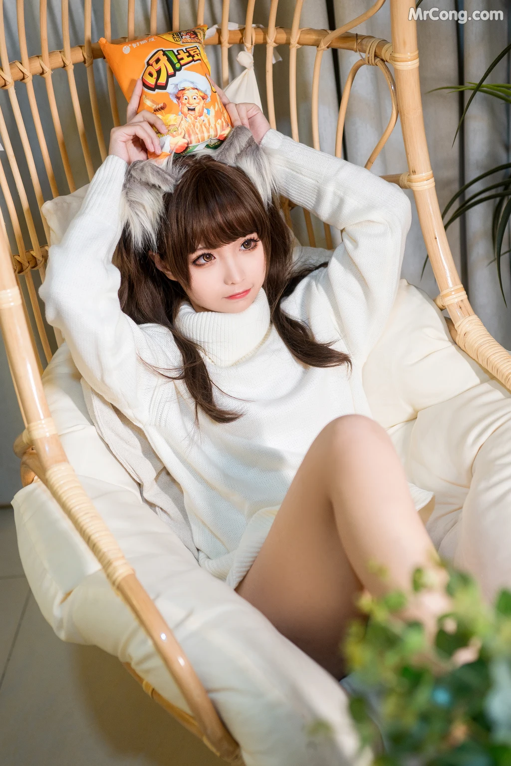Coser@蠢沫沫 (chunmomo) Vol.046: 白毛衣 (45 photos) – Page 4