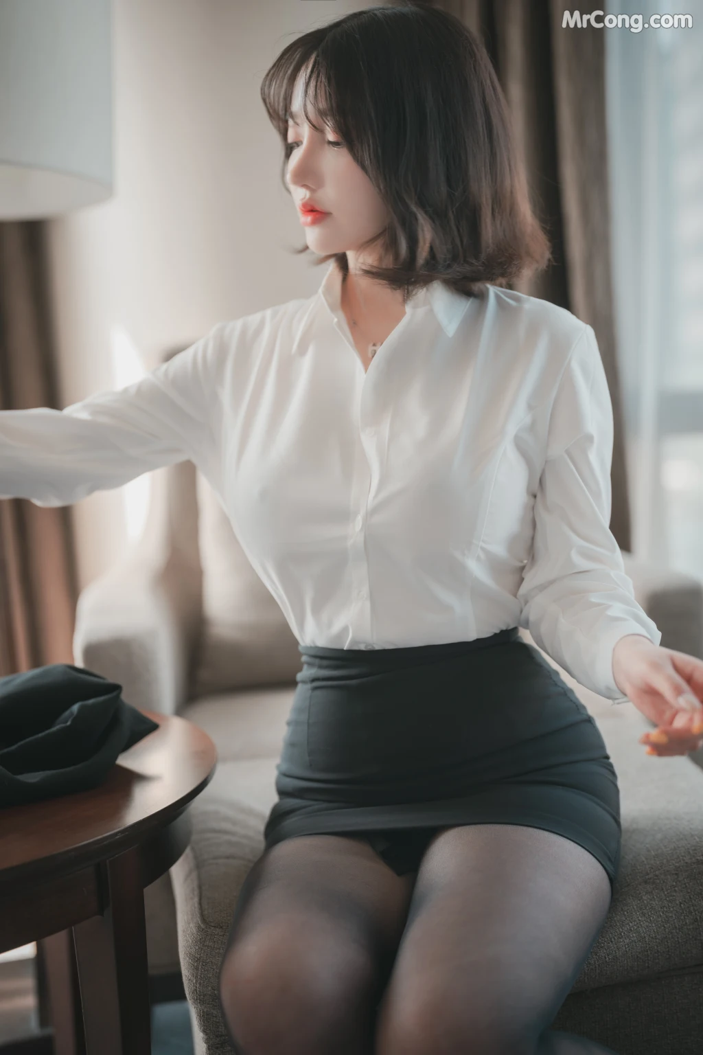 DJAWA Photo – Son Ye-Eun (손예은): “Knotting Class #6” (166 photos)