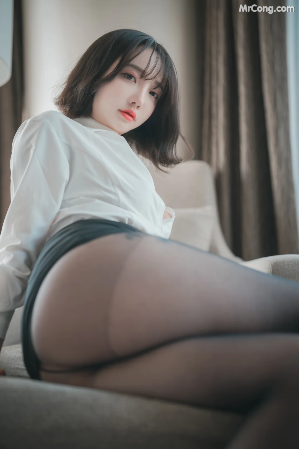 DJAWA Photo – Son Ye-Eun (손예은): “Knotting Class #6” (166 photos)