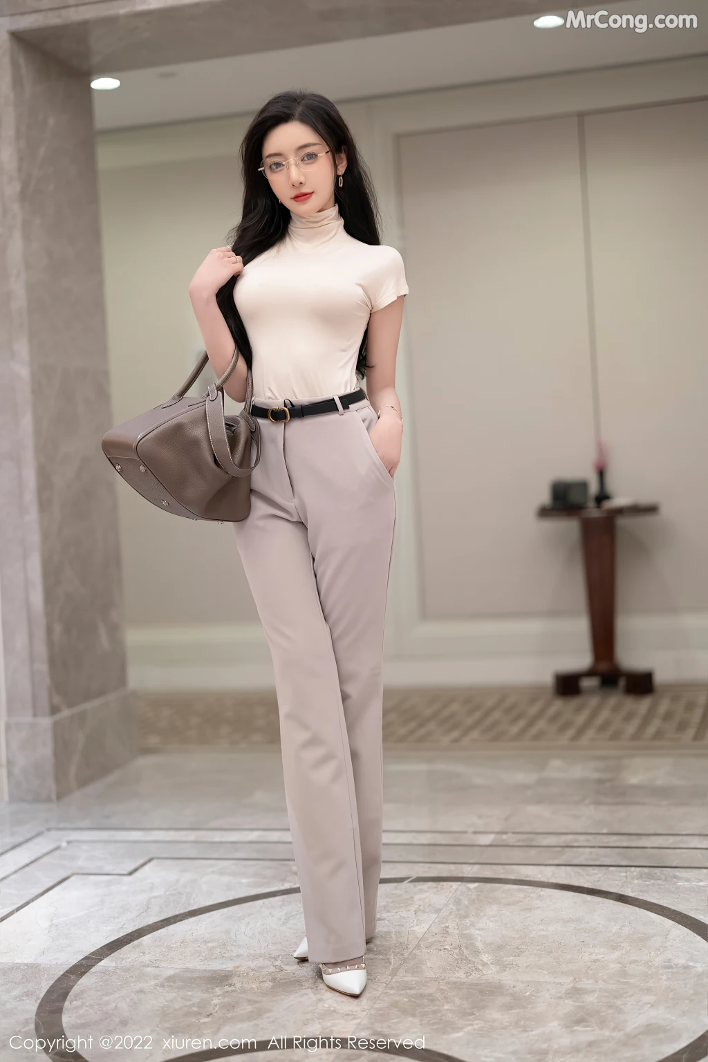XIUREN No.5015: Yanni (王馨瑶) (109 photos)