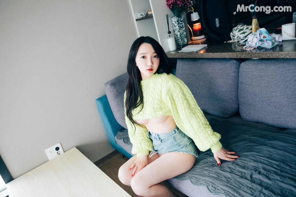 [Loozy] Son Ye-Eun (손예은): Travel Partner (122 photos) – Page 2