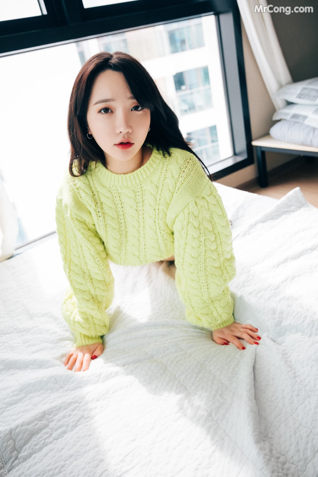 [Loozy] Son Ye-Eun (손예은): Travel Partner (122 photos) – Page 3