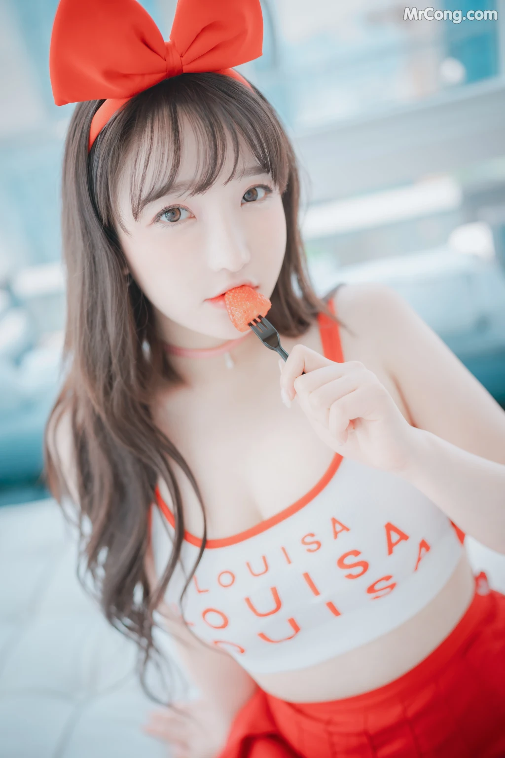DJAWA Photo – Son Ye-Eun (손예은): “Strawbeery Girl” (152 photos)