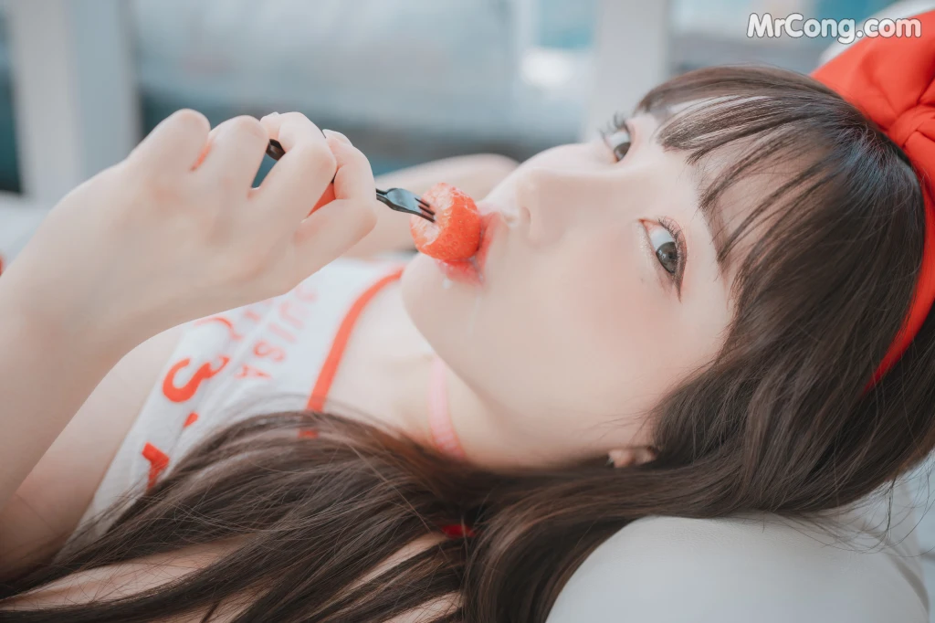 DJAWA Photo – Son Ye-Eun (손예은): “Strawbeery Girl” (152 photos) – Page 7