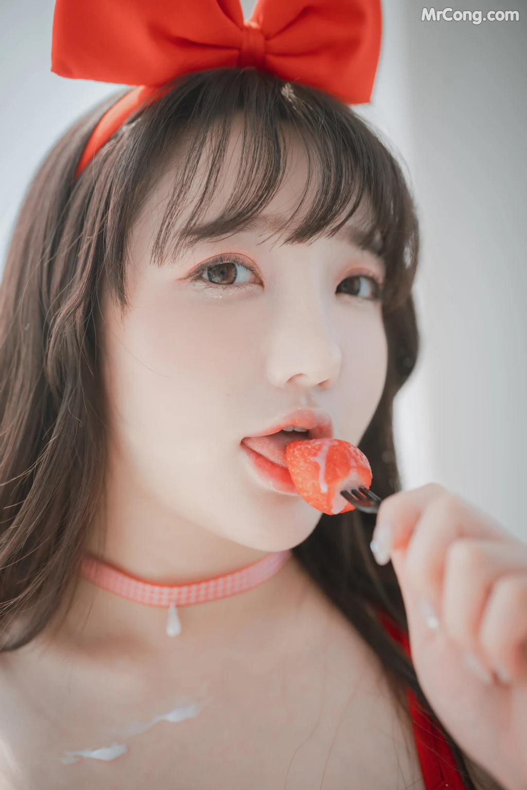DJAWA Photo – Son Ye-Eun (손예은): “Strawbeery Girl” (152 photos) – Page 8