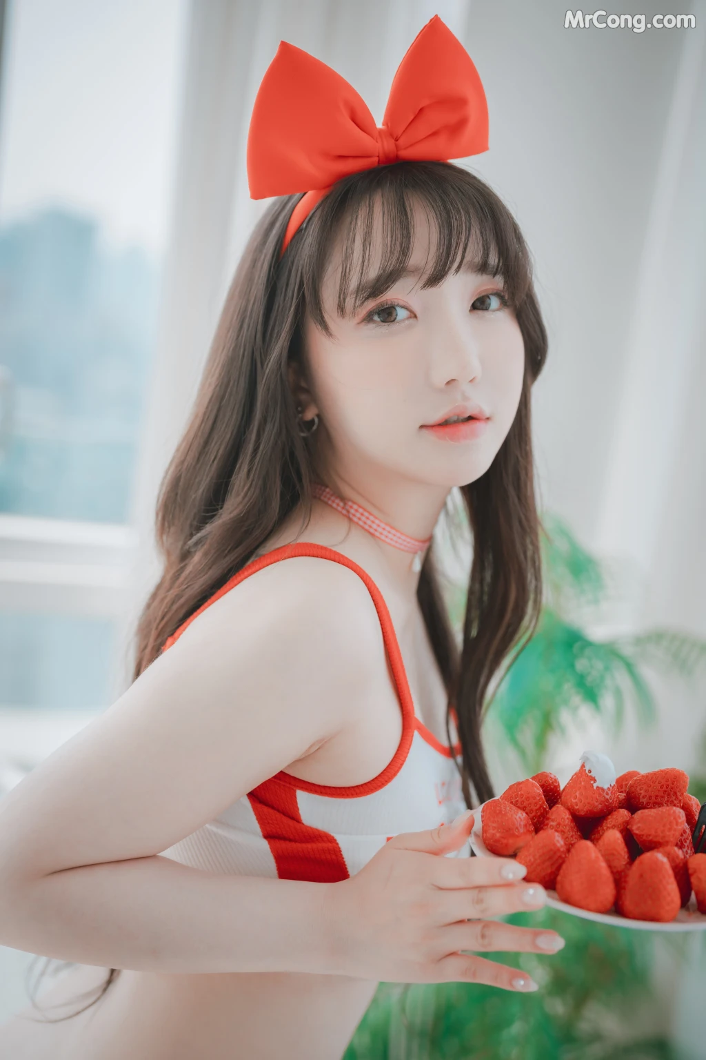 DJAWA Photo – Son Ye-Eun (손예은): “Strawbeery Girl” (152 photos) – Page 8