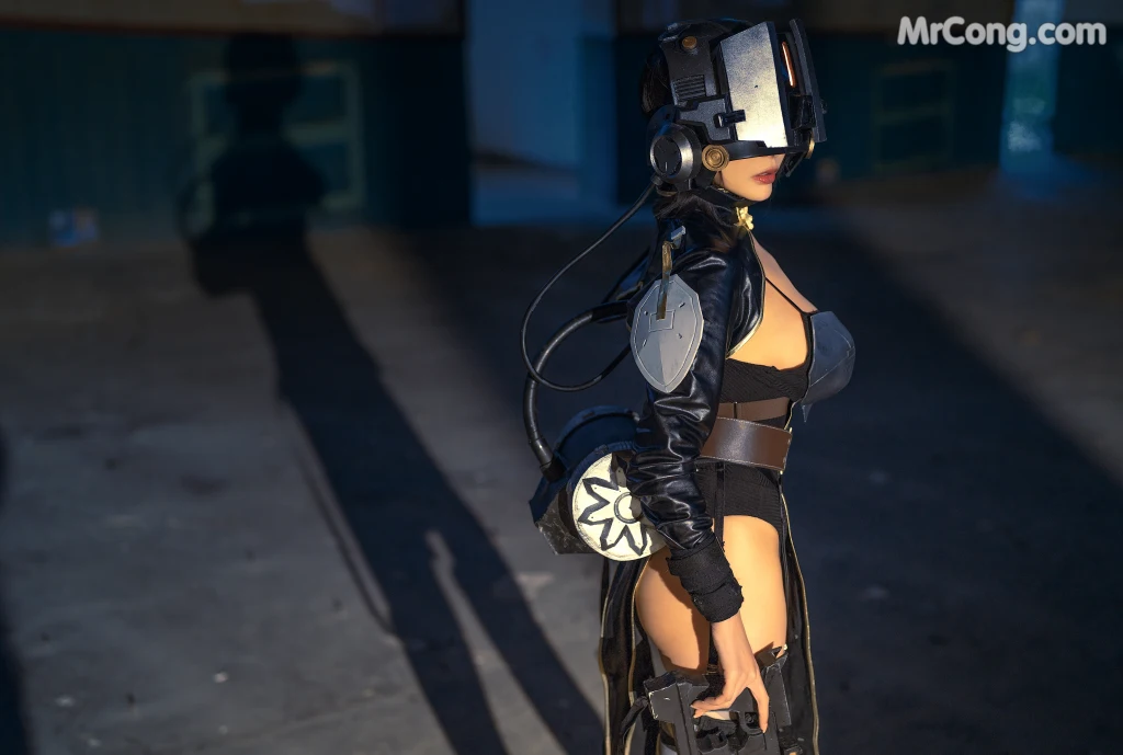 Coser@Xia Xiao Qiu Qiu Qiu (夏小秋秋秋) No.063: 荷光者梵蒂 (30 photos + 1 video)