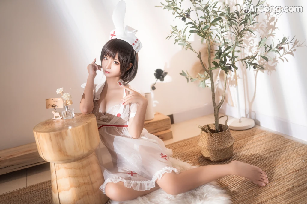 Coser@蠢沫沫 (chunmomo) Vol.059: 透明护士 (60 photos)