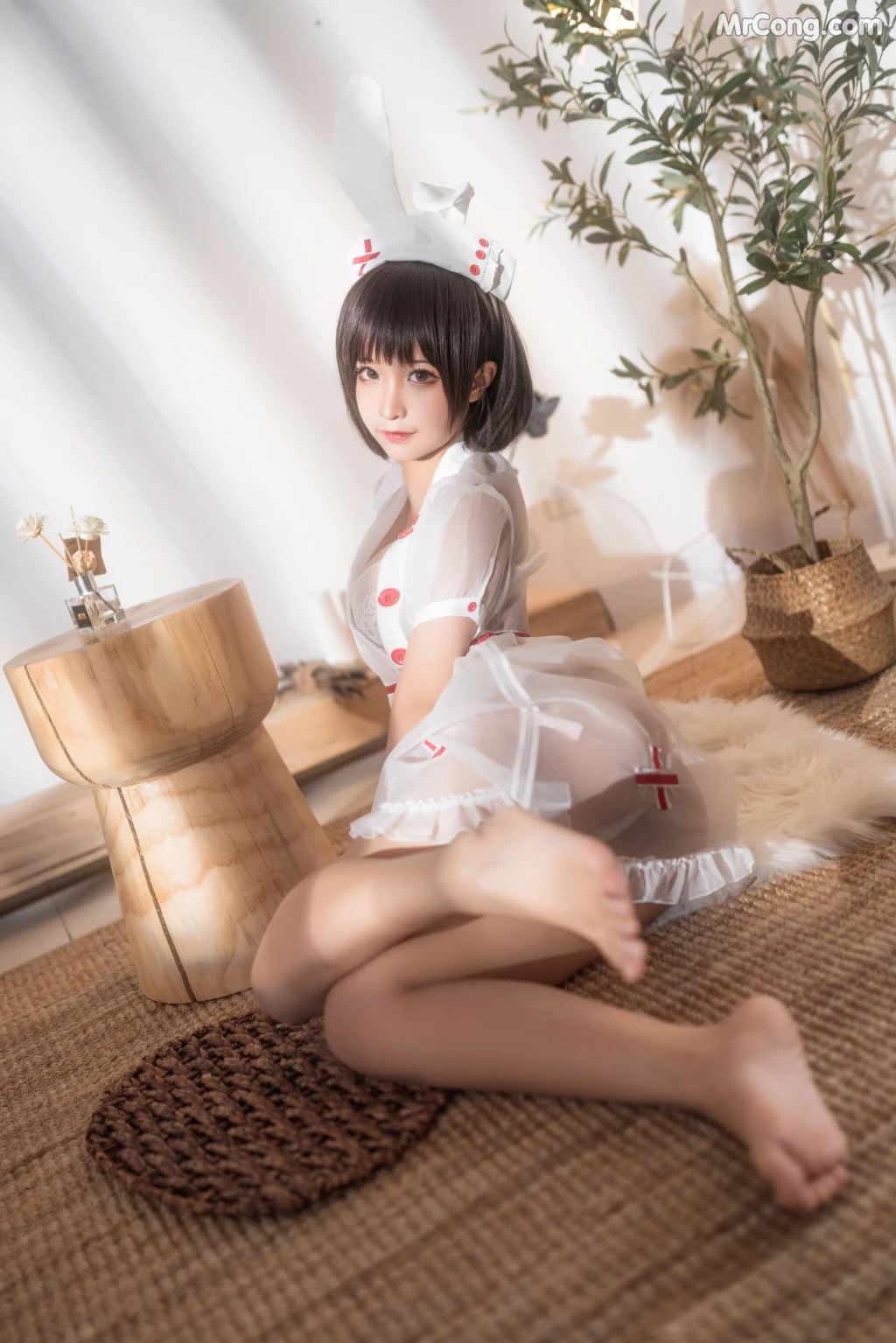 Coser@蠢沫沫 (chunmomo) Vol.059: 透明护士 (60 photos)