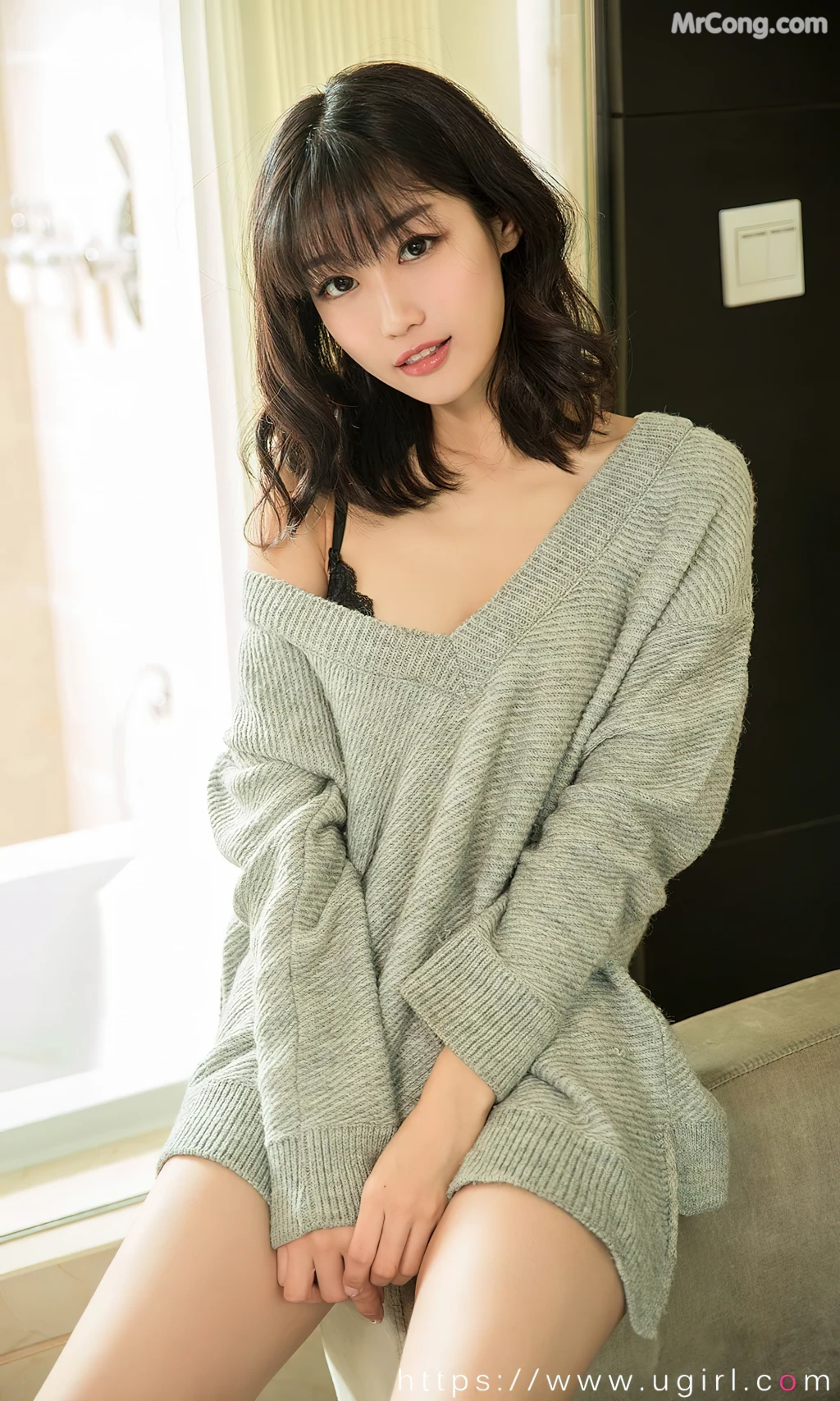 UGIRLS – Ai You Wu App No.2363: Xiao Wen (小文) (35 photos)