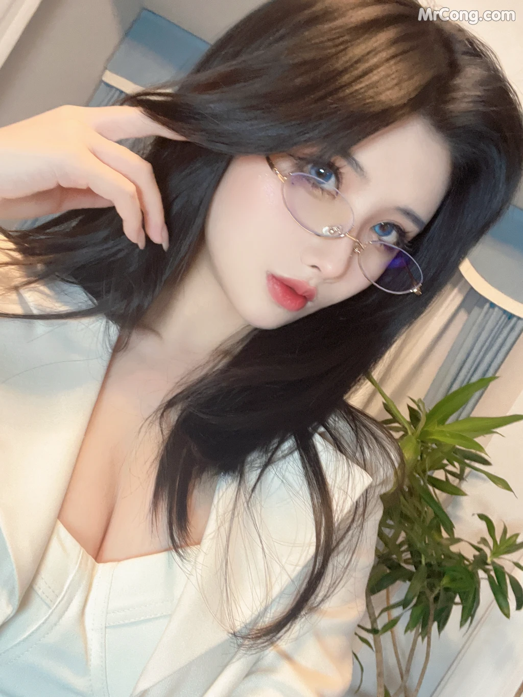 Coser@rioko凉凉子 Vol.098: 和女上司的七夕 (30 photos + 10 videos)