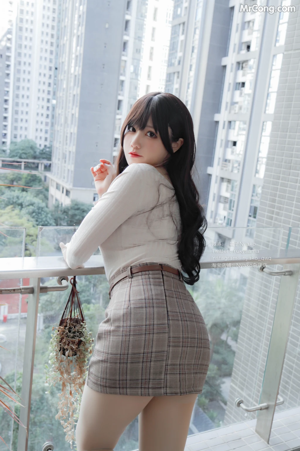 Coser@Nyako喵子: 人妻本 (87 photos + 1 video)