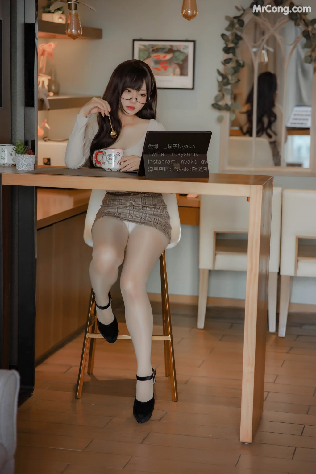 Coser@Nyako喵子: 人妻本 (87 photos + 1 video) – Page 3