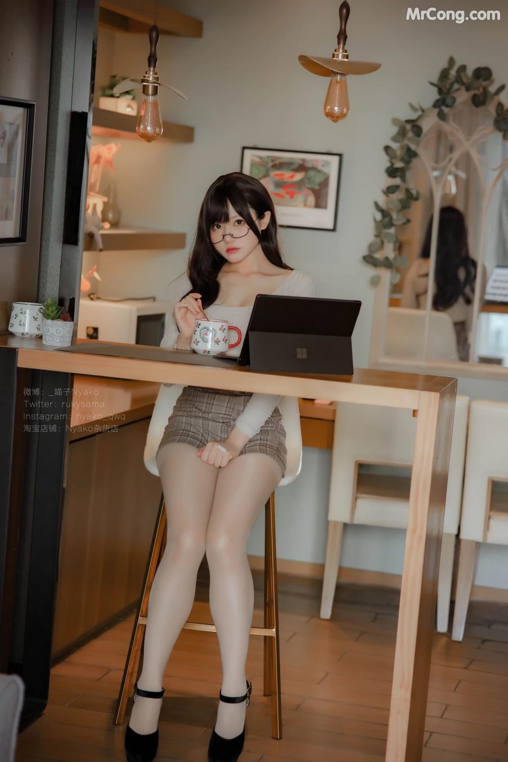 Coser@Nyako喵子: 人妻本 (87 photos + 1 video) – Page 3