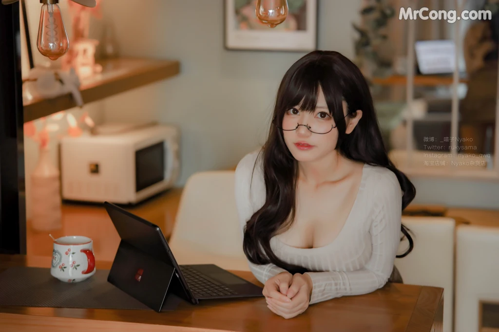 Coser@Nyako喵子: 人妻本 (87 photos + 1 video) – Page 4