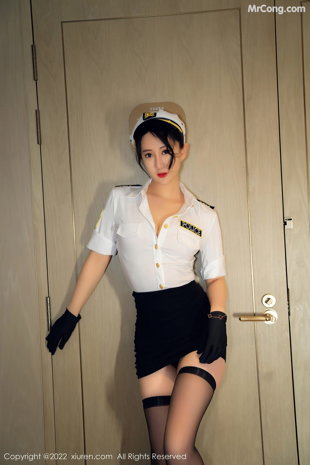 XIUREN No.5062: 苏小曼babyface (43 photos)