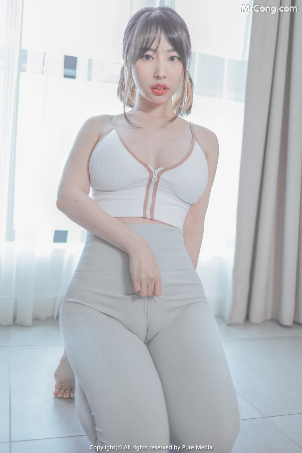 Pure Media Vol.103: Uhye (이유혜) (103 photos) – Page 3