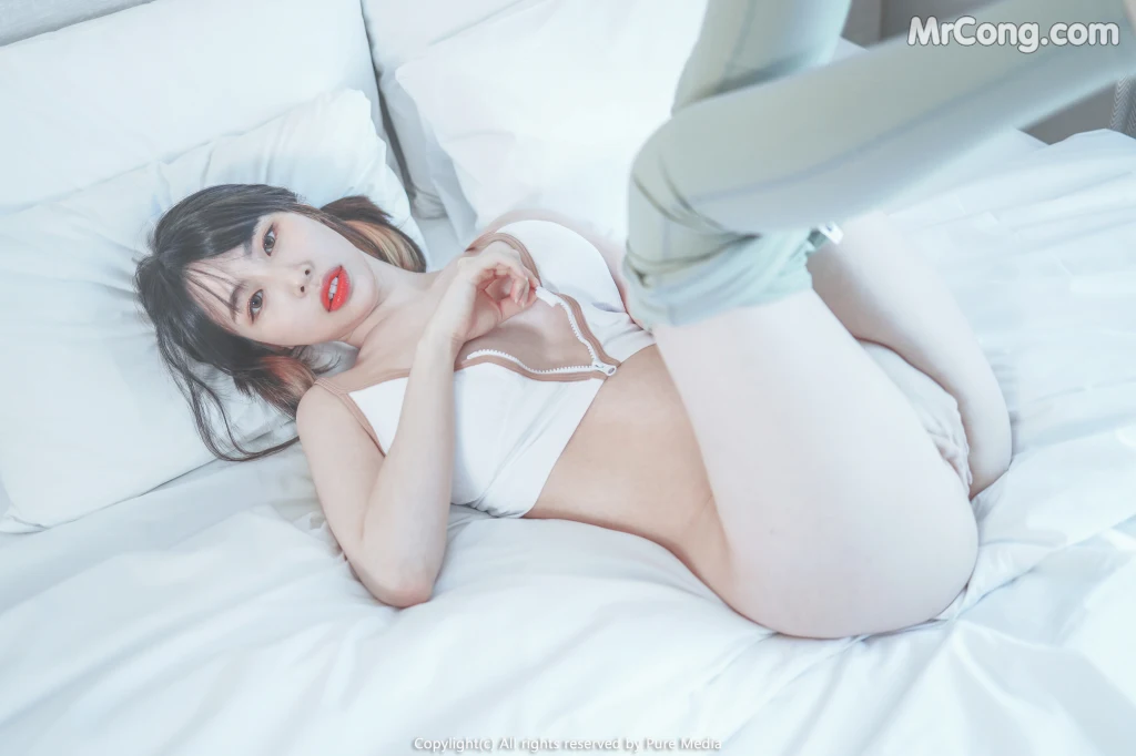 Pure Media Vol.103: Uhye (이유혜) (103 photos) – Page 5