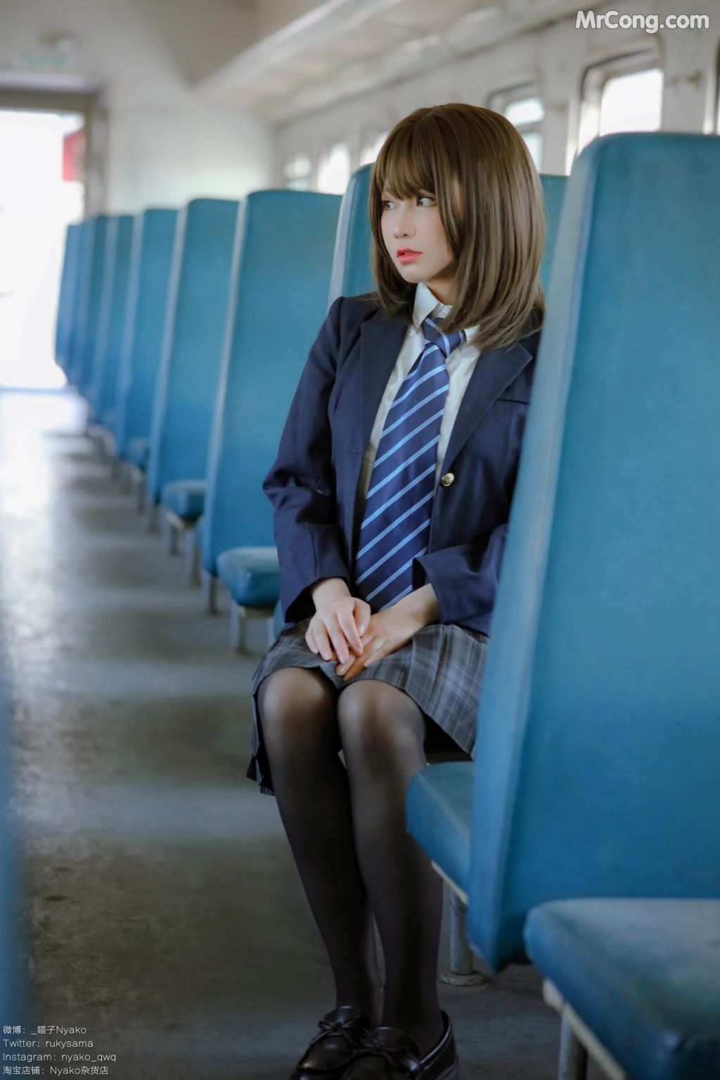 Coser@Nyako喵子: 火车JK制服 (80 photos + 1 video)