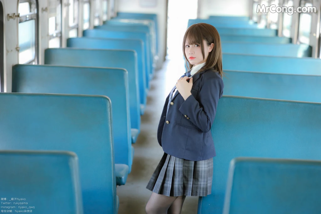 Coser@Nyako喵子: 火车JK制服 (80 photos + 1 video)