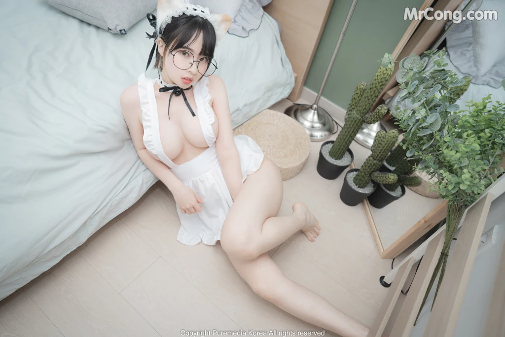 Pure Media Vol.144: Uhye (이유혜) (106 photos) – Page 8
