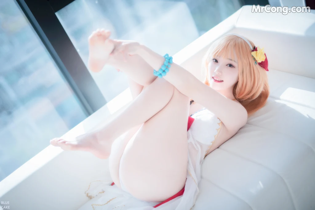 [BLUECAKE] Bambi (밤비): Dive Into You (89 photos)