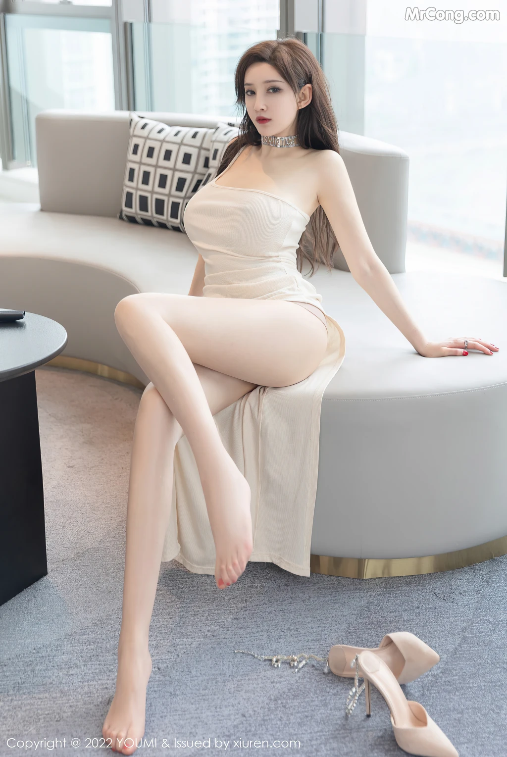 YouMi Vol.813: 奶瓶土肥圆矮挫丑黑穷 (77 photos) – Page 4