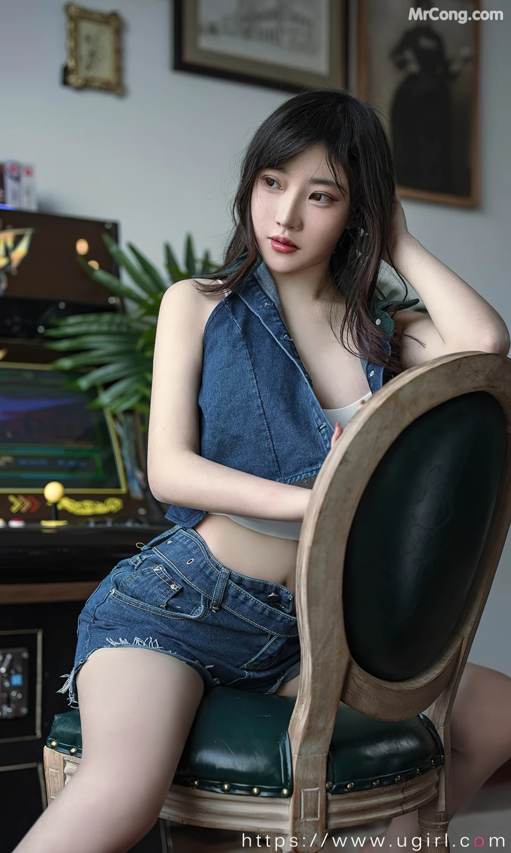 UGIRLS – Ai You Wu App No.2376: 西门小玉 (35 photos)