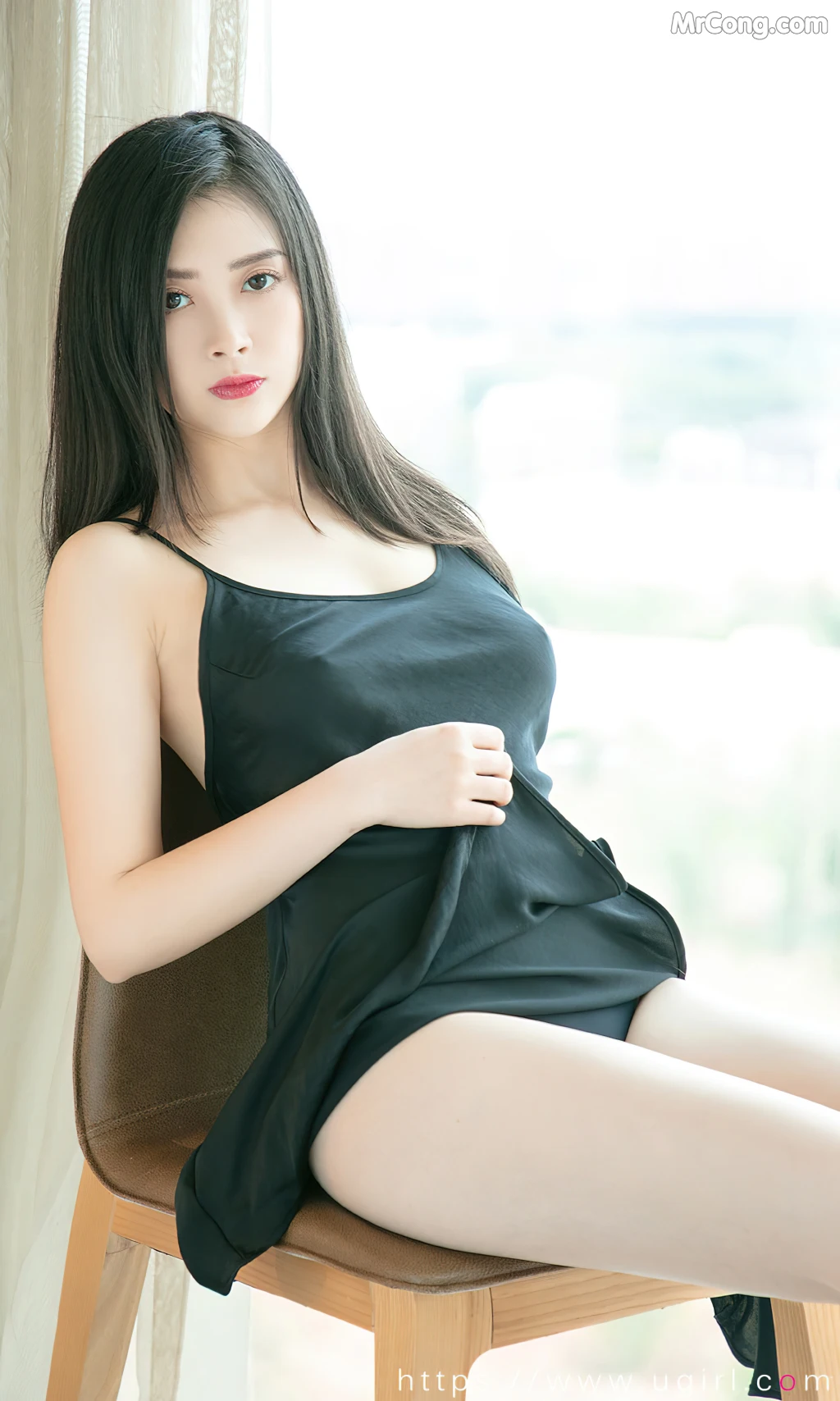 UGIRLS – Ai You Wu App No.2378: Hui Hui Zi (惠惠子) (35 photos)
